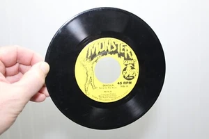 Vintage 1974 Dracula Book And Record Marvel Comics PR-15 Record (NO COMIC) - Picture 1 of 5