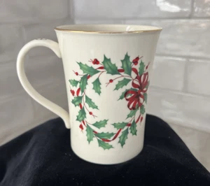 Lenox Holiday Warmest Wishes Christmas Coffee Mug Cup “Deck The Halls” Handle - Picture 1 of 6