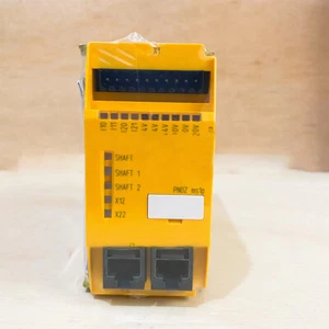 Relè di sicurezza 24V PNOZ ms1p 773800 per fungo - Foto 1 di 3