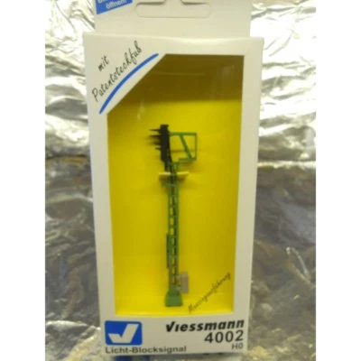 ** Viessmann 4002 Colour Light Stop Signal 1:87 H0 / 00 Scale For Model Railway  - Image 1 of 2