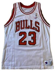 Vintage 90er Michael Jordan Chicago Bulls weiß NBA Champion Trikot #23 Gr. XL 48 - Bild 1 von 5