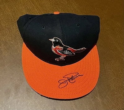Gorra Fleer Legacy Jim Palmer 2001 autografiada con certificado de autenticidad ⚾️ HOF Foto 1 de 4