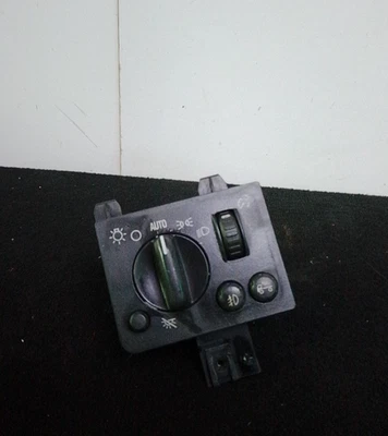 2004-2011 Chevy Colorado Canyon Headlight Cargo Fog Light Switch OEM - Изображение 1 из 4