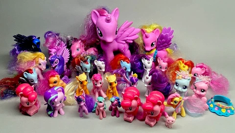 My Little Pony Mixed Lot of 31 MLP Kids Toy G3 G4 Friendship /Babies / Ponyville Cover