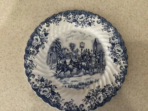 Two Johnson Brothers Blue Coaching Scenes Dinner Plates England - Picture 1 of 4