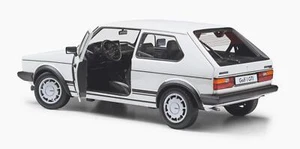 + Modellino auto VOLKSWAGEN VW Golf 1 GTI Pirelli 1:18 Welly bianco 191099302084 - Foto 1 di 4