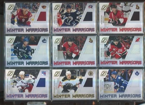 2010-11 Zenith Winter Warriors Materials Lot Of 11 Cards - Bild 1 von 4