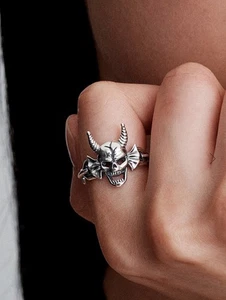 Stranger Things Hellfire Club Ring von Pandora in 925 Sterling Silber 8 - Bild 1 von 10