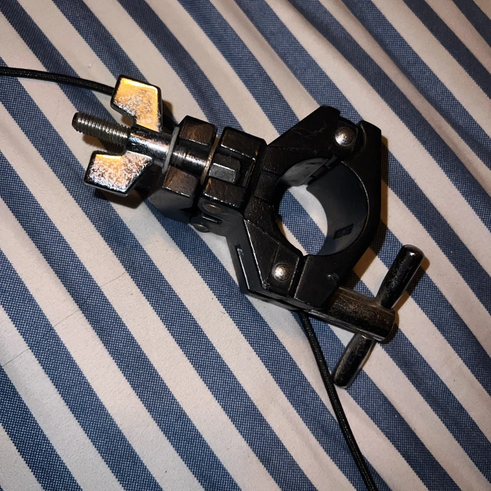 Gibraltar Universal Drum Rack Multi Clamp 1.5 in. Adjustable 2 In. Stand Mount - Image 1 of 2