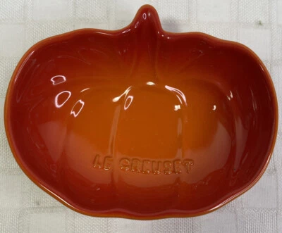 Plato pequeño calabaza Le Creuset naranja volcánico 4x5 pulgadas Foto 1 de 4