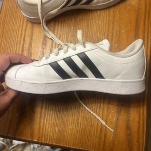 Size 3 - adidas Superstar OG W - Picture 1 of 6