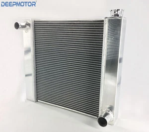 Radiador universal soldado de aluminio Deepmotor 19"x21"x2.2" para salida Chevy GM - Imagen 1 de 4