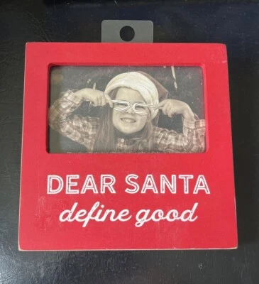 Marco de madera de Navidad “QUERIDO SANTA define bien” Foto 1 de 4