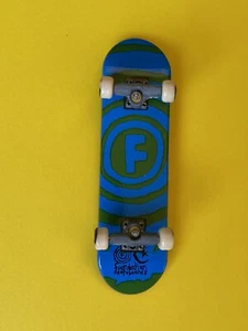Tech Deck ""Base ""Expedición"" 96 mm tabla de dedo azul - Imagen 1 de 2