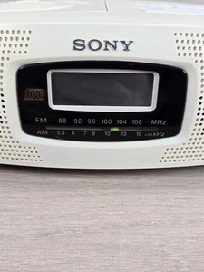 Sony ICF-CD820 AM/FM Dual Alarm Clock Radio CD Player - TESTED - Picture 1 of 12