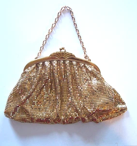 Whiting & Davis Vtg Gold Mesh Handbag Kiss Lock USA 2973 Purse Special Occasion - Picture 1 of 12