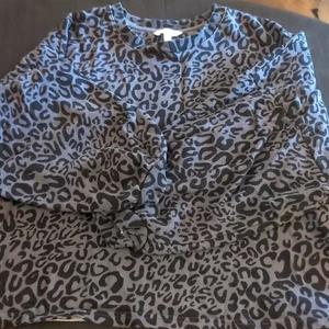 Women's 2X Purple Sweatshirt - Picture 1 of 4