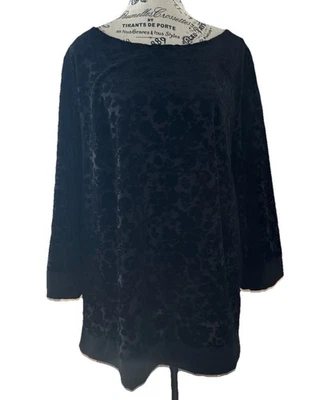Laura Scott Woman Raised Black Velvet Floral Pattern Round Neck Blouse Size 1X - Image 1 of 4