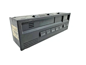 BMW E36 On-Board Computer Clock 62.13-8 363 579 62138363579 - Picture 1 of 3