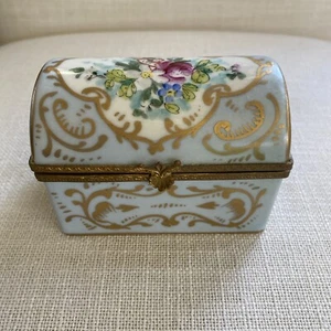 Schöne große antike LIMOGES aufklappbare Schmuckschatulle hellblau 3,75 x 2,25 x 2,75 - Bild 1 von 14