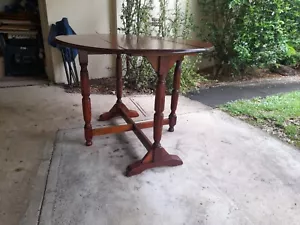 Antique Mahogany Table - Drop Leaf Gateleg Design (Early Victorian Era) - Picture 1 of 5