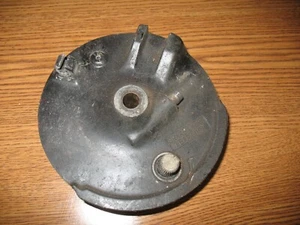 1981 DR500 FRONT BRAKE PLATE PANEL DRUM HUB SUZUKI DR 500 54210-48500 - Picture 1 of 5