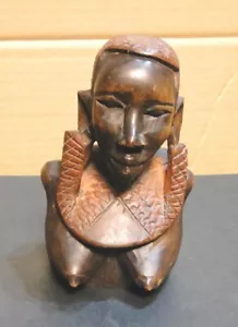 Busto africano en topless de madera tallada a mano de 6" de alto de una mujer masai - Imagen 1 de 5