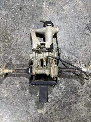 04 Kawasaki Kfx 700 Rear End Swingarm Axle  — 第 1/4 张图片