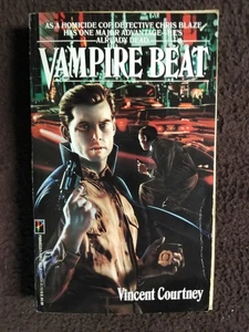 VAMPIRE BEAT by VINCENT COURTNEY PAPERBACK BOOK - Picture 1 of 5