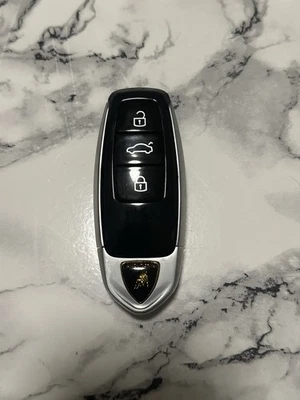 Lamborghini Schlüssel - Bild 1 von 3