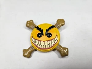 CHAOS! COMICS 1998 "SMILEY THE PSYCHOTIC BUTTON" PIN-ON BUTTON 2-1/4" - Picture 1 of 4