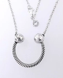 NUEVO 100% Auténtico Collar Colgante Dije Plata PANDORA 925 En Forma de U 392747C00 - Imagen 1 de 5