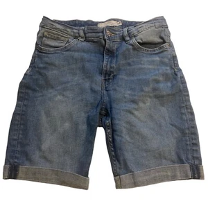H & M Shorts Women’s Size 10 Medium Blue Denim Cuffed Jean Shorts Casual - Picture 1 of 10