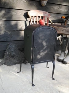 Rare Georgian Wrought Iron Dutch Oven 18th Century Iron Cupboard Shop Prop - Picture 1 of 24