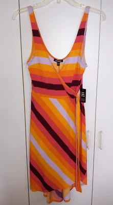 ЭКСПРЕСС ДАМЫ МИЛЫЙ ВЯЗАНЫЙ ЦВЕТНОЙ НАДЕЖНОМ ВИД САРАФАН-S-НОВЫЙ С ЯРЛЫКАМИ-$59-ПОЛИ/СПАНДЕКС - Изображение 1 из 4