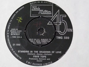 TAMLA MOTOWN LOT OF 9 RECORDS SEE PICS FOR ARTISTS/TITLES - Picture 1 of 18