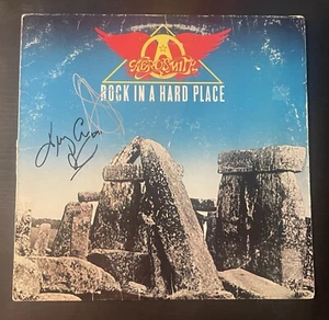 Aerosmith Rock In A Hard Place LP signed by Steven Tyler and Jimmy Crespo Vinyl - Picture 1 of 3