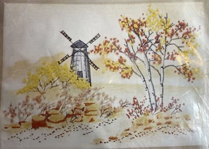 Windmill Cathy Complete Craft Needlework Kit NEW - Picture 1 of 7