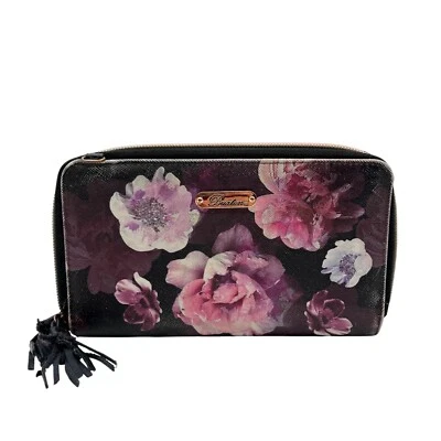 Bandolera tipo billetera de cuero sintético floral negra Buxton Foto 1 de 4