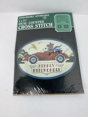 Kit de punto de cruz ovalado asequible DMC Designs for the Needle Bearly de colección nuevo #4004 Foto 1 de 3
