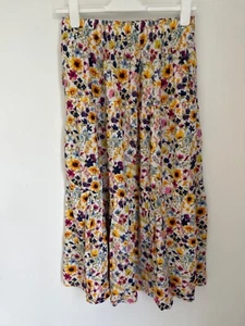 Long Skirt Pockets Floral Size 10 White Bright Floral Vintage Retro Boho Folk - Picture 1 of 13