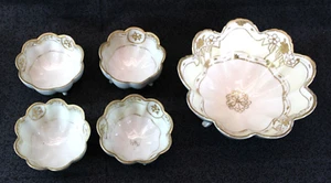 ANT VTG Hand painted Nippon (Japanese) Gilded Nut Bowl Set 24k Gold trim footed - Picture 1 of 13