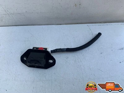 Botón interruptor de liberación de maletero Lexus HS250h 2010 2011 2012 84945-53010 OEM 10 11 12 Foto 1 de 4