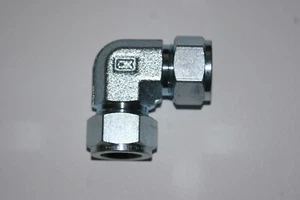 3/4 Tube Carbon Steel Union Elbow DK-LOK DL-12-C - Picture 1 of 2