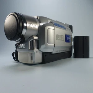 JVC GR-DVL150E Handheld MiniDV Camcorder Silver Tested - Picture 1 of 9