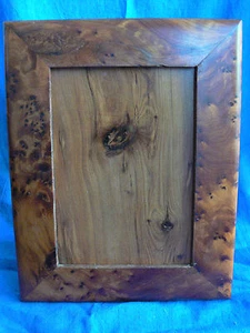 Thuya wood photo frame from Morocco. - Picture 1 of 5