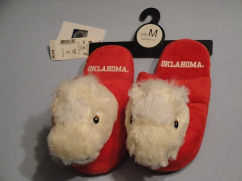 NEW Youth Oklahoma Sooners Slippers Kids Size M Cover