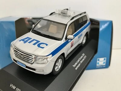 TOYOTA Land Cruiser 200 Moscow Police  1:43  IXO/VVM - Image 1 of 4