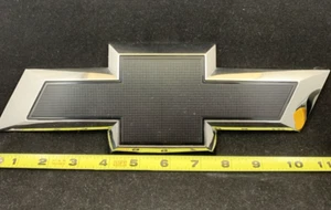 Fits 2019-2022 Chevy Silverado Grille Emblem Black - Picture 1 of 6