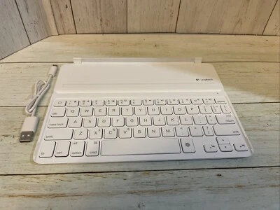 Logitech Ultrathin Magnetic Clip-On Keyboard Cover for iPad Air 2 White - Image 1 of 3